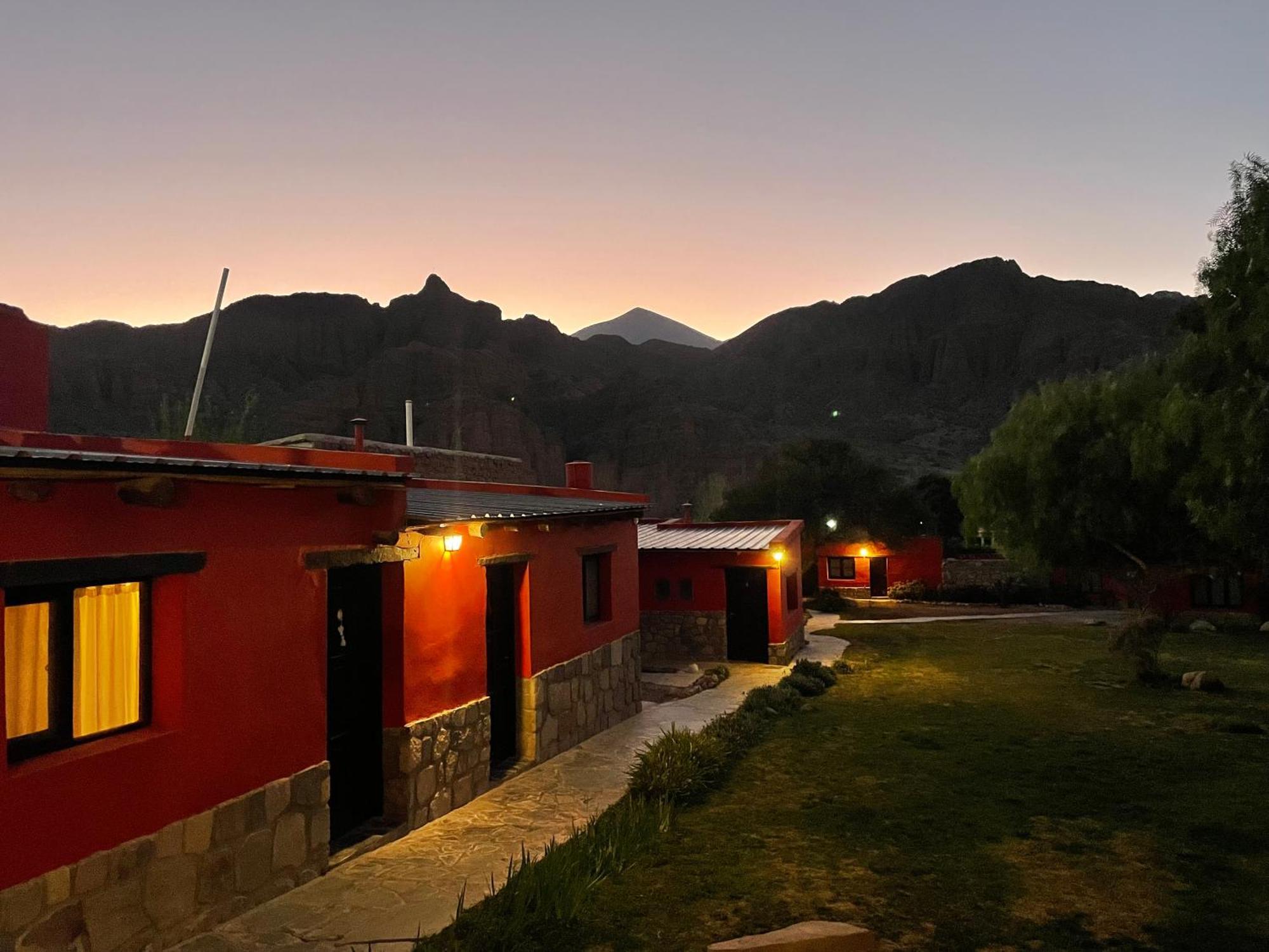 Posada Con Los Angeles Tilcara Bagian luar foto
